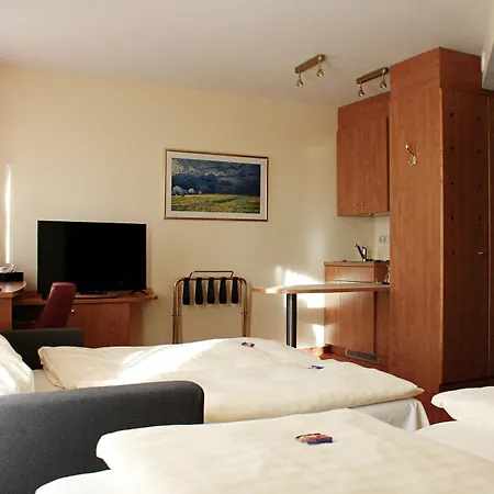 Hotel Mercator Itzehoe-klosterforst 4*