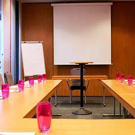 Hotel Mercator Itzehoe-klosterforst 4*